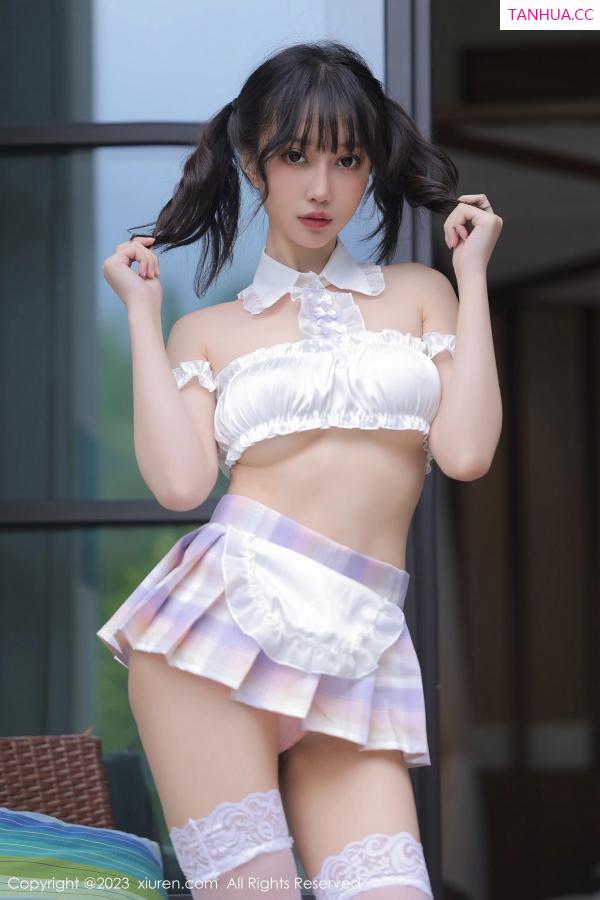 玥儿玥  [XiuRen]高清写真图 2023.03.10 No.6392 玥儿玥er 女仆服美腿第2张图片